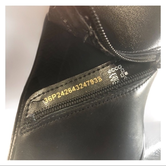 ECCO NWOB Ankle Bootie - Picture 10 of 10